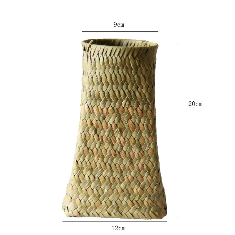 Panier à fleurs tissé à la main et vase en rotin